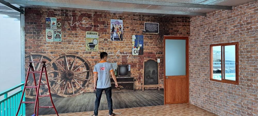 Thi công tranh dán tường giả gạch cho quán cà phê