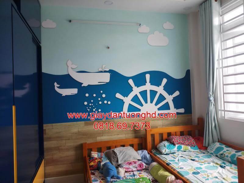 thi công giấy dán tường hình cá voi cho phòng bé trai và bé gái
