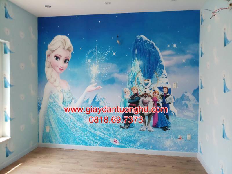Tranh dán tường 3D phòng ngủ bé gái in hình công chúa Elsa và các nhân vật trong phim Nữ Hoàng Băng Giá (Frozen) trên nền lâu đài tuyết xanh dương