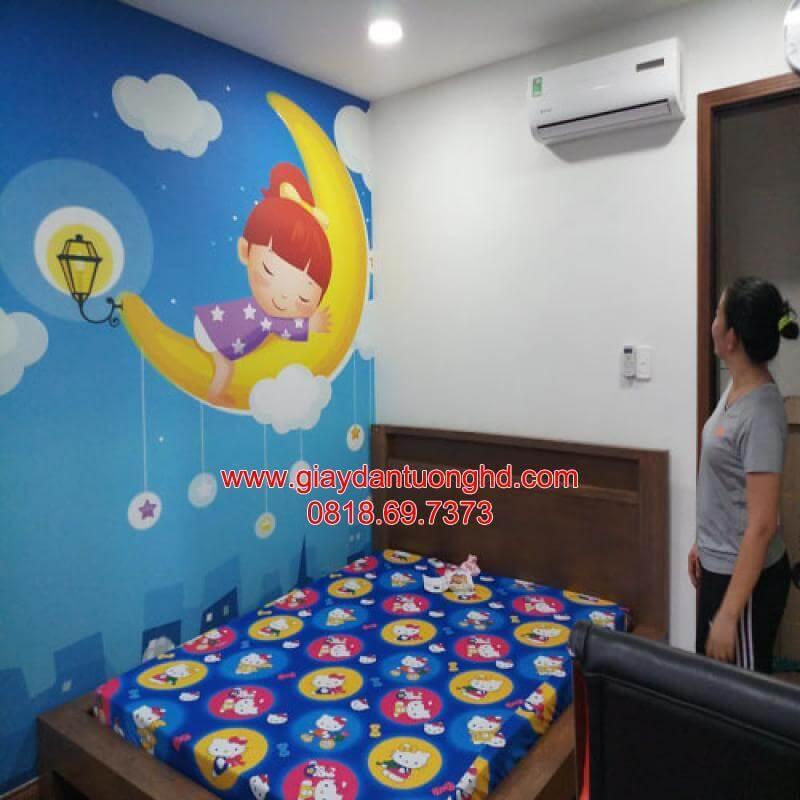 Mẫu tranh dán tường 3D Bé ngủ trên cung trăng mang đến một không gian phòng ngủ yên bình, ngọt ngào và vô cùng ấm áp cho bé yêu.