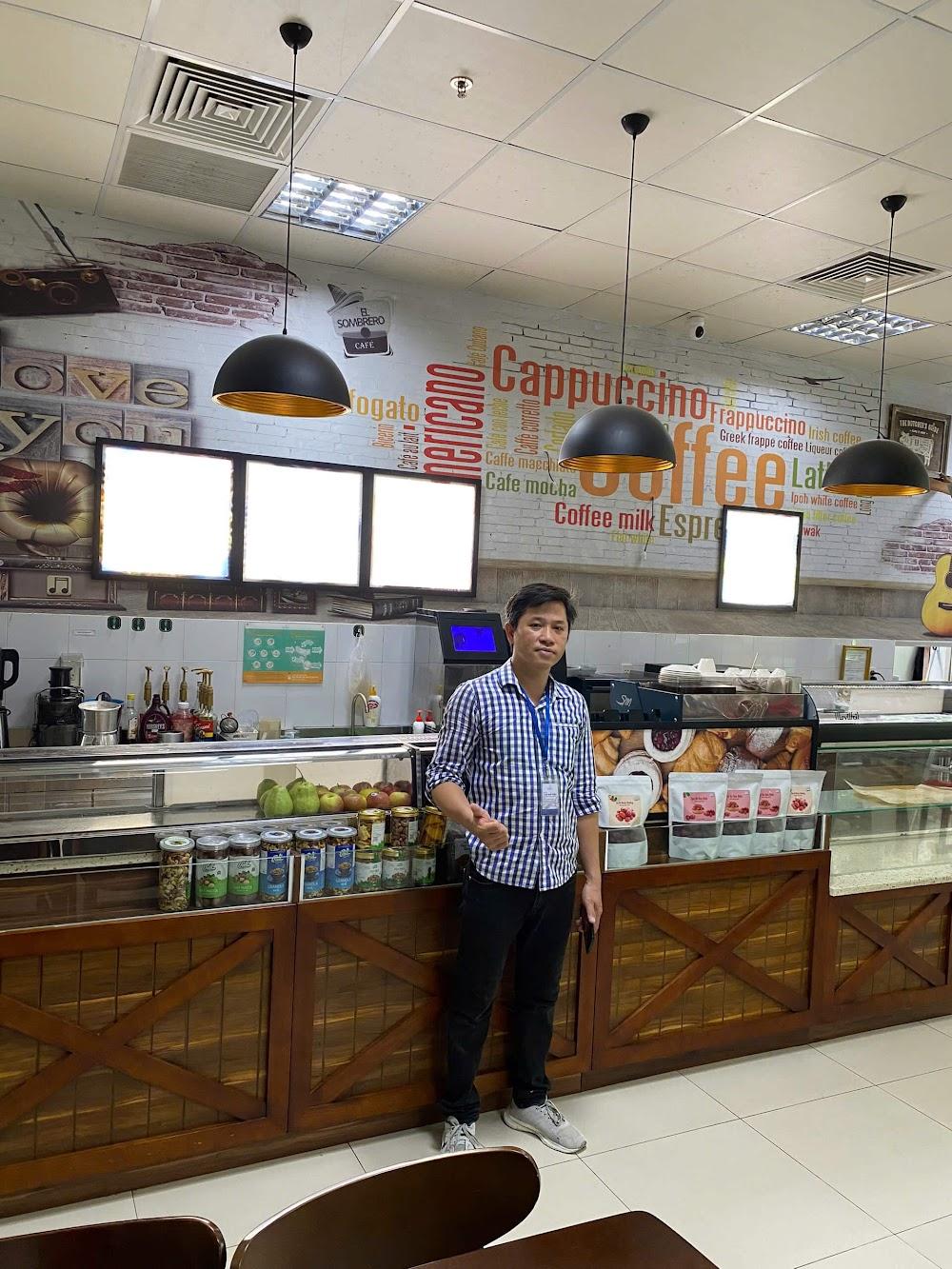 thi công tranh dán tường cho quán cà phê ở QUận 10