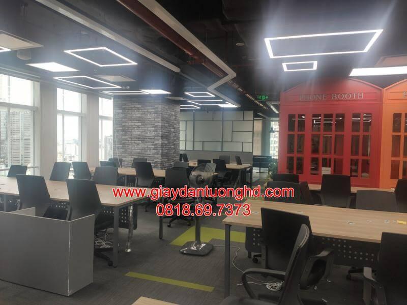 thi công trọn gói tranh giấy dán tường cho văn phòng công ty với giấy dán tường giả gạch
