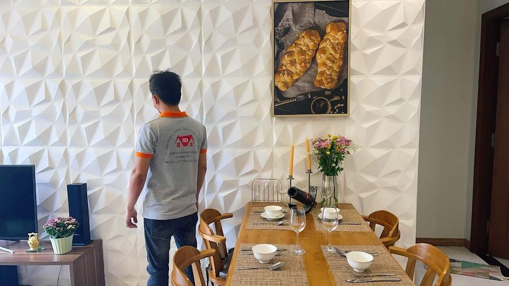 thi công giấy dán tường 3D cao cấp tại nhà khách hàng ở Lê Văn Lương, Quận 7