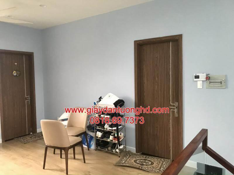 Mẫu giấy dán tường phòng khách hiện đại tại căn hộ Terra Royal Nam Kỳ Khởi Nghĩa
