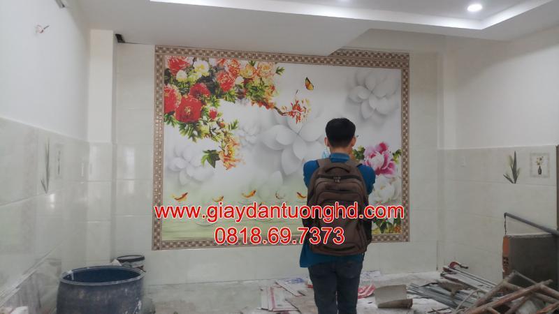 thi công tranh dán tường cho nhà mới xây ở đường Âu Cơ