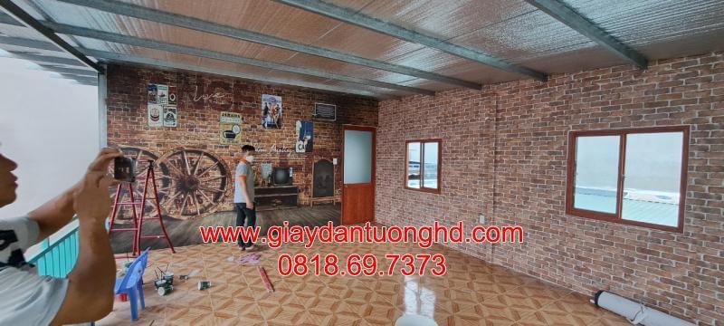 thi công giấy dán tường giá gạch cho quán cà phê ở Quận 8
