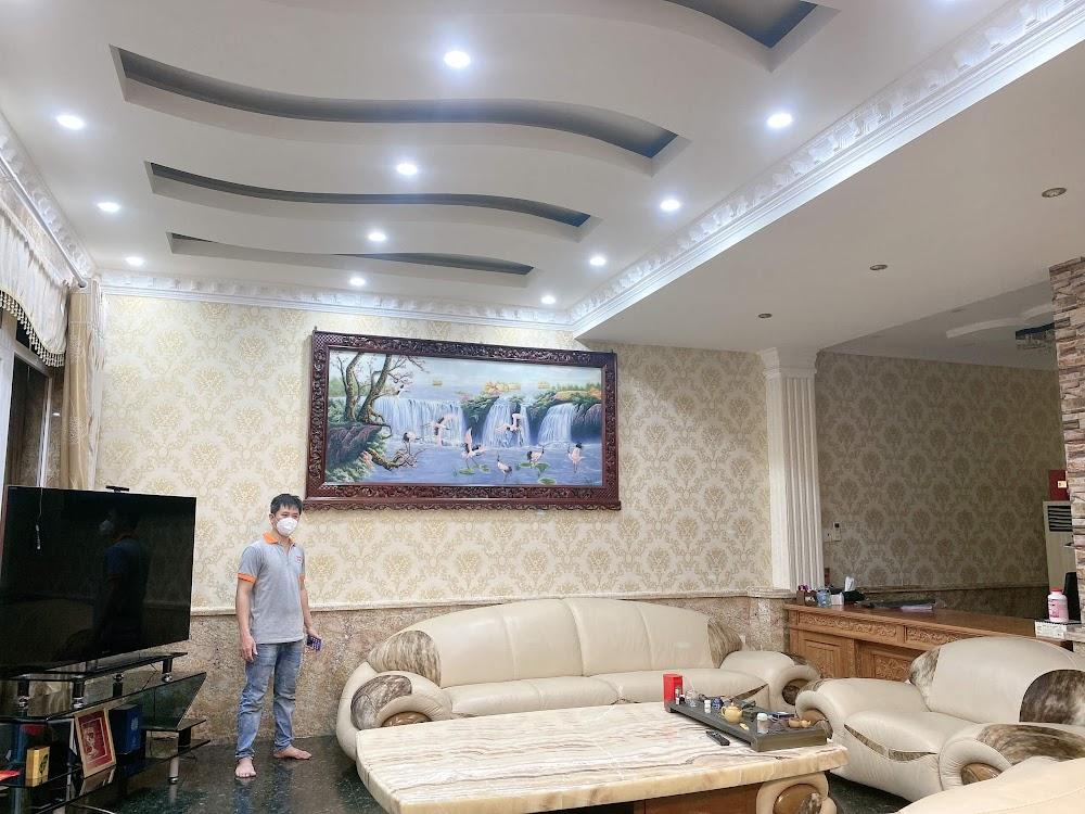 thi công giấy dán tường cho biệt thự ở Phú Nhuận